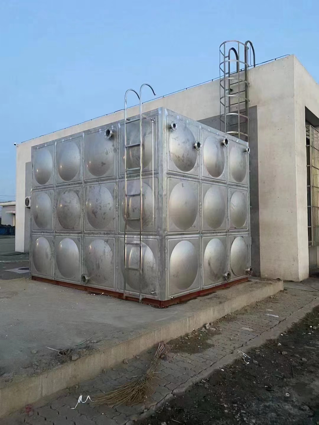 河北臻诺不锈钢水箱——实力铸就品质，来电即享惊喜优惠